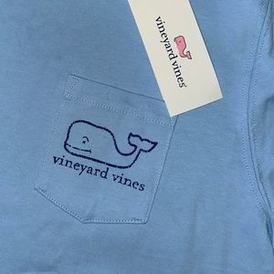 NWT- Women’s Vineyard Vines t-shirt 🐳
